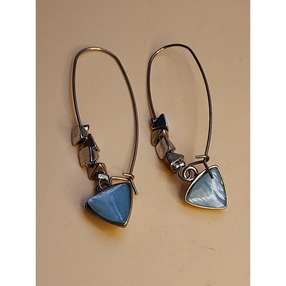 Vintage KENNETH COLE REACTION Signed Aqua Gold & Silver Tones Dangle Earrings